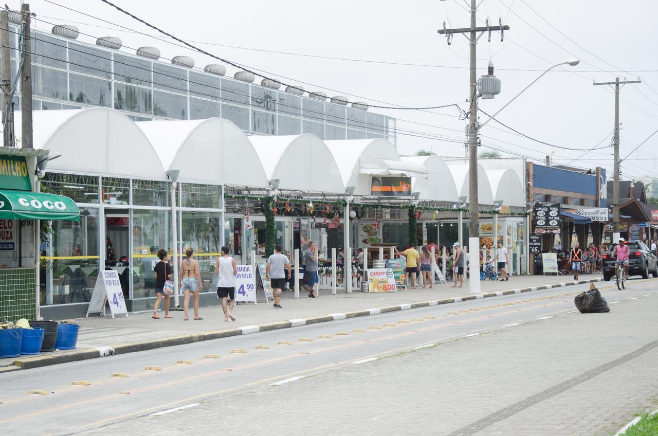 과루자 Apto Com Ar Condicionado A 200 M Da Praia - Atras Do Shopping Enseada 아파트 외부 사진